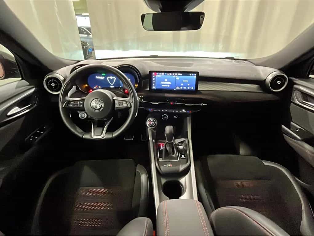 Alfa Romeo Tonale Veloce 1.5 VGT | WINTERPAKET | BREMBO 11/2023-photo-4