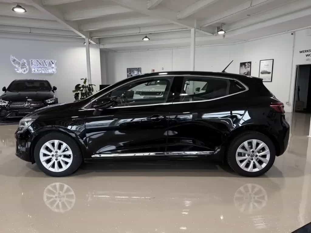 Renault Clio V 1.3 Intens KLIMA NAVI KEYLESS AUTOMATIK 01/2020-photo-3