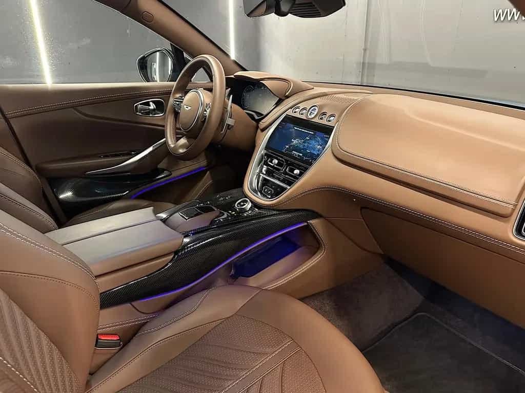 Aston Martin DBX707 4.0 V8 02/2023-photo-10