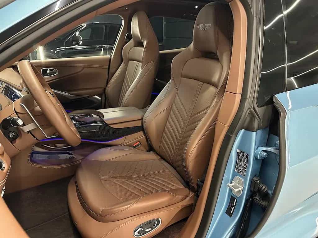Aston Martin DBX707 4.0 V8 02/2023-photo-12