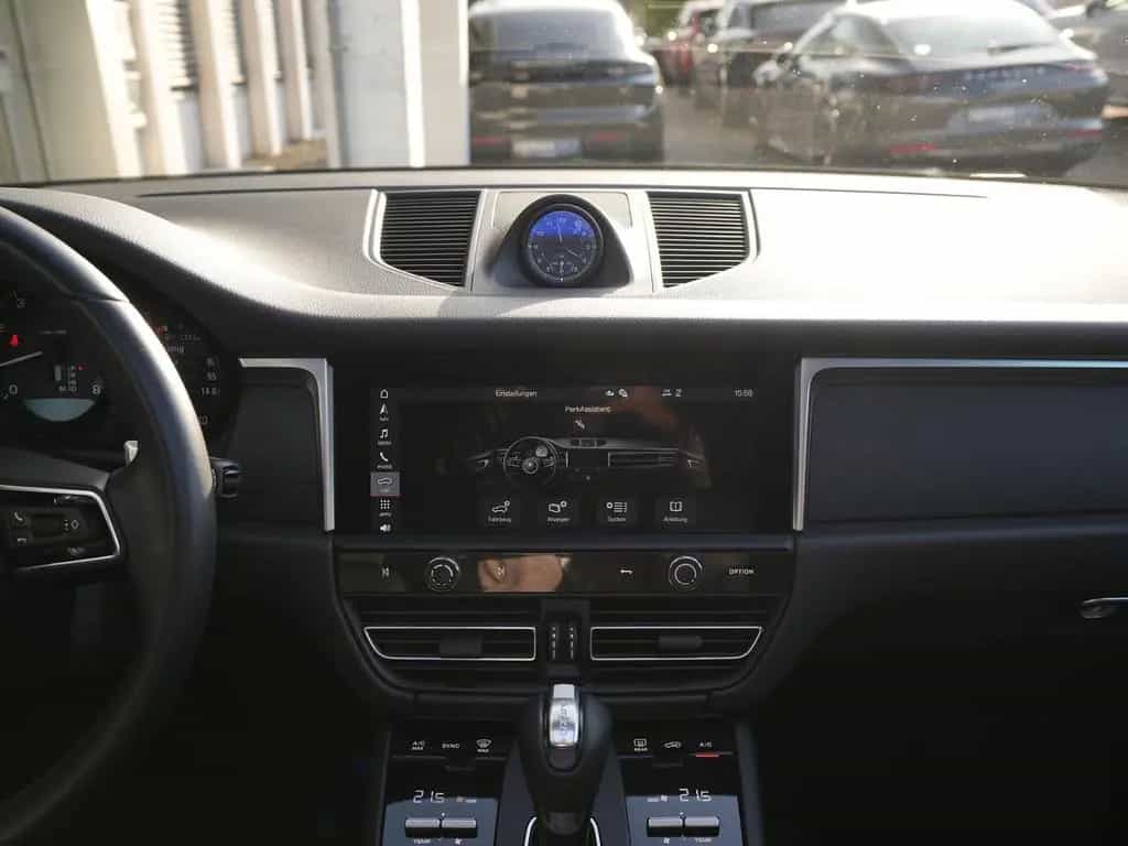 Porsche Macan PANO-SPORTSITZE-BOSE-AHK-360CAM-LED-20"S 01/2022-photo-18