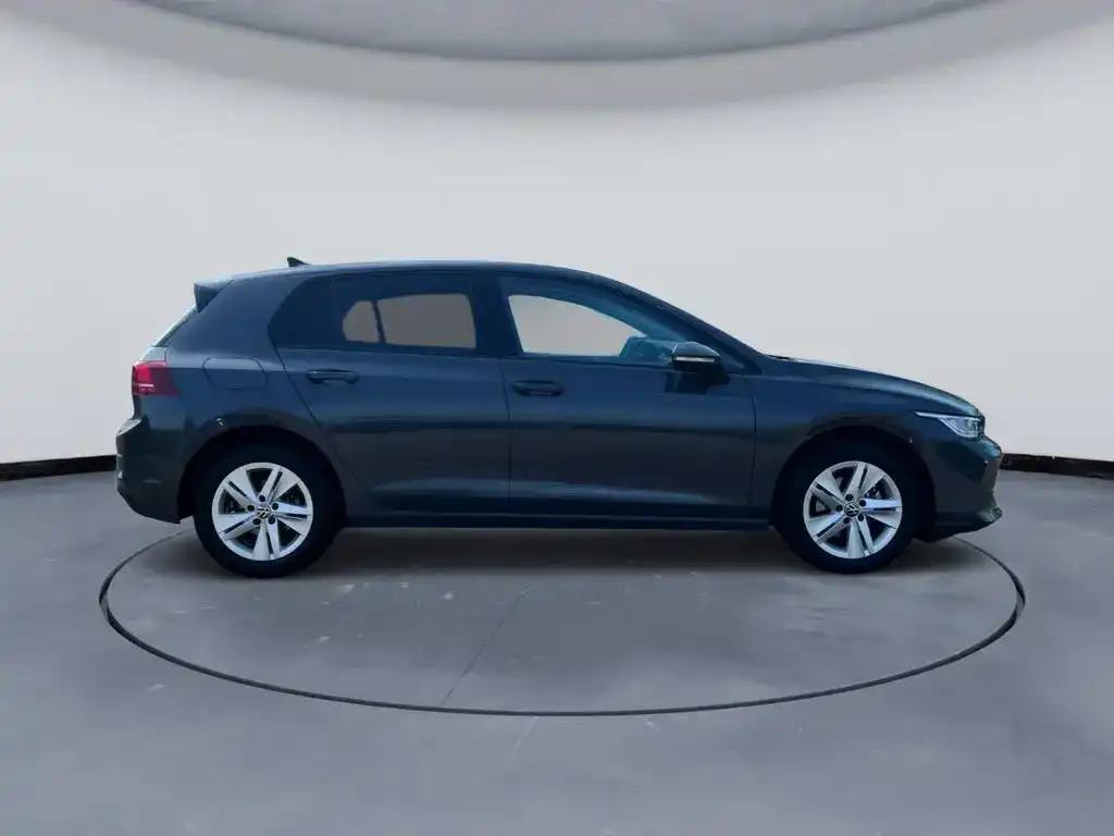 Volkswagen Golf VIII Lim. Life 1.5 TSI - NAVI - PDC- LED- 03/2025-photo-6