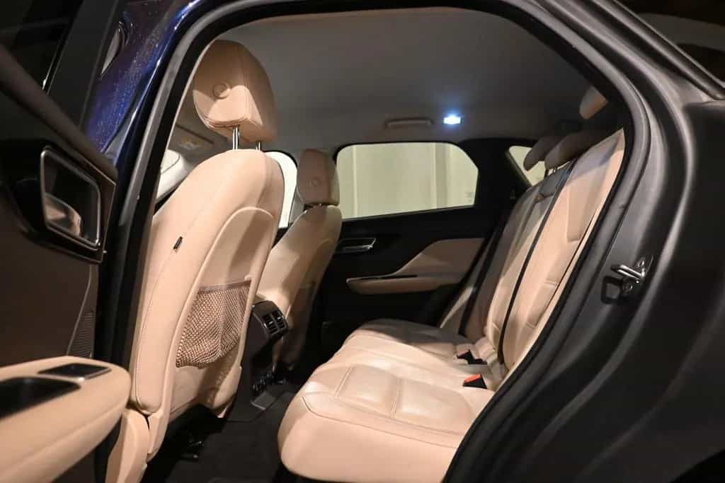 Jaguar F-Pace R-SPORT 3.0 S AWD / FULL SERVICE JAGUAR ! 02/2018-photo-22