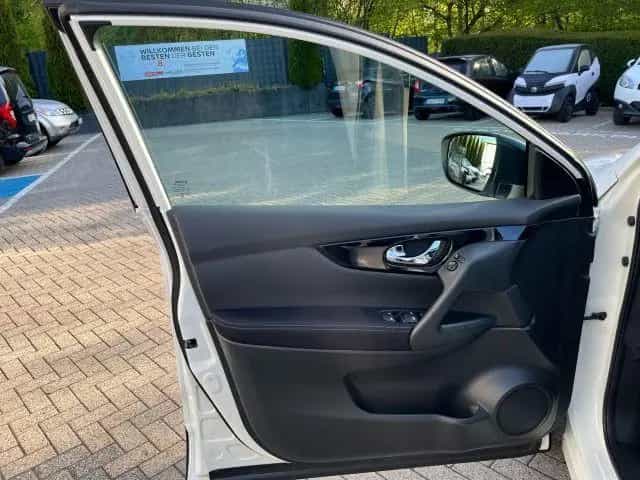 Nissan Qashqai 1.3 DIG-T DCT Zama Navi AVM PGD SH 18" 03/2021-photo-11