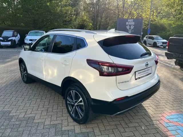 Nissan Qashqai 1.3 DIG-T DCT Zama Navi AVM PGD SH 18" 03/2021-photo-5
