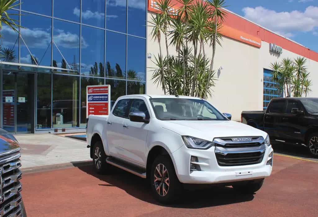 Isuzu D-Max Double Cab LSE 4WD Automatik, Kamera/LED/ 11/2023-photo-1