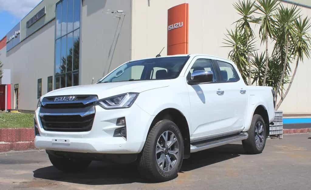 Isuzu D-Max Double Cab LSE 4WD Automatik, Kamera/LED/ 11/2023-photo-17