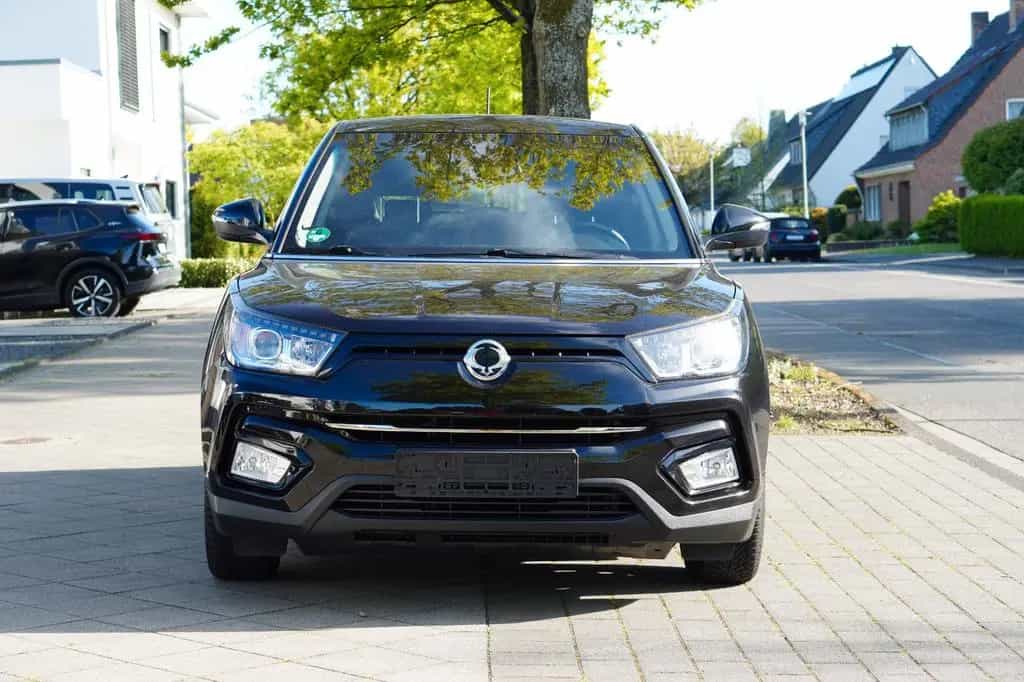 Ssangyong Tivoli 1.6 e-XGi 160 SAPPHIRE 4WD inkl. Auto... 06/2019-photo-1
