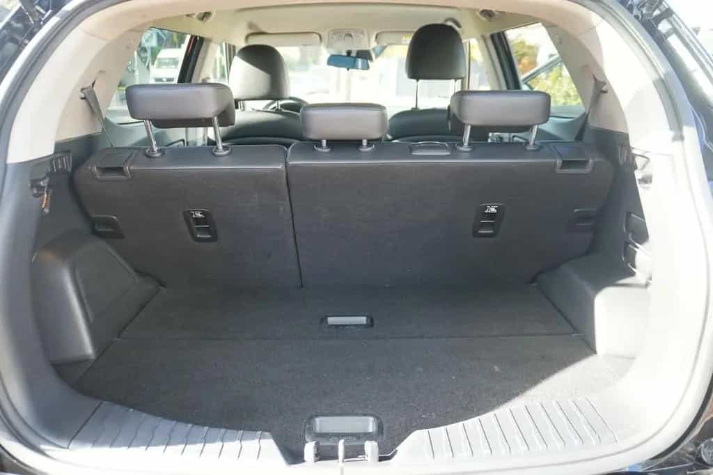 Ssangyong Tivoli 1.6 e-XGi 160 SAPPHIRE 4WD inkl. Auto... 06/2019-photo-11