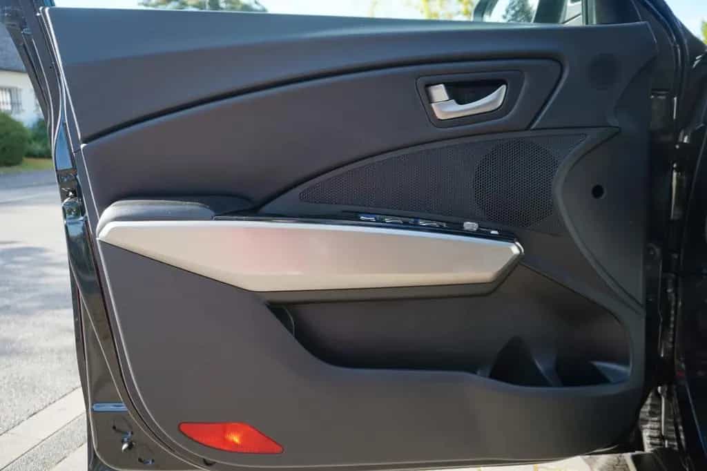 Ssangyong Tivoli 1.6 e-XGi 160 SAPPHIRE 4WD inkl. Auto... 06/2019-photo-12