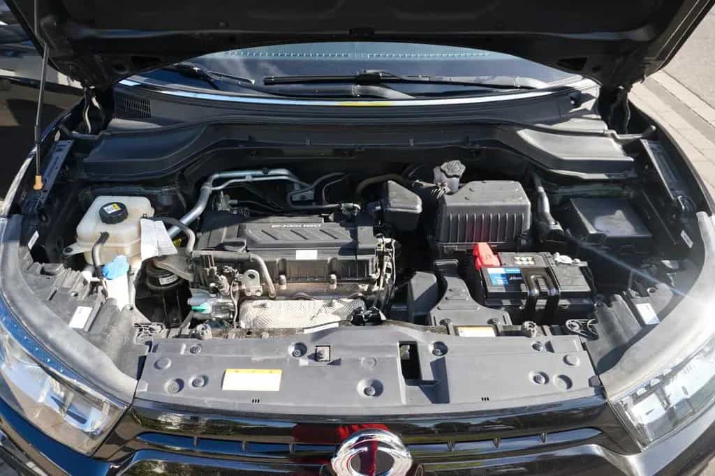 Ssangyong Tivoli 1.6 e-XGi 160 SAPPHIRE 4WD inkl. Auto... 06/2019-photo-14