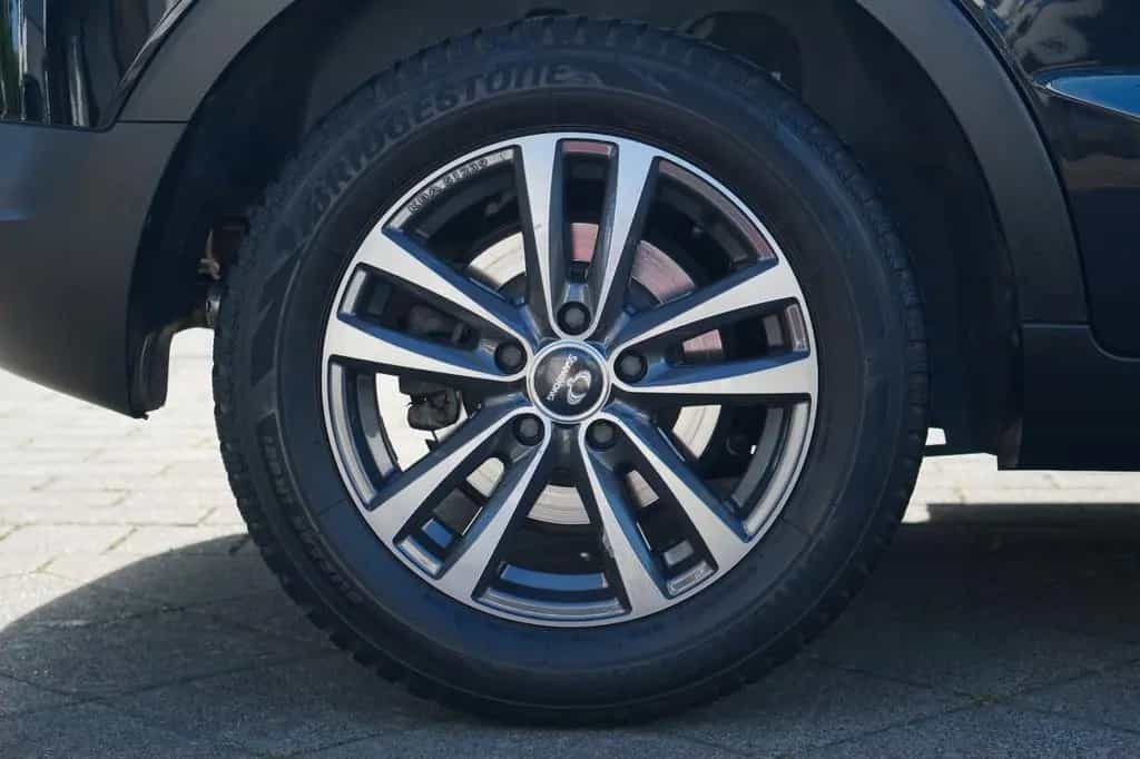 Ssangyong Tivoli 1.6 e-XGi 160 SAPPHIRE 4WD inkl. Auto... 06/2019-photo-7