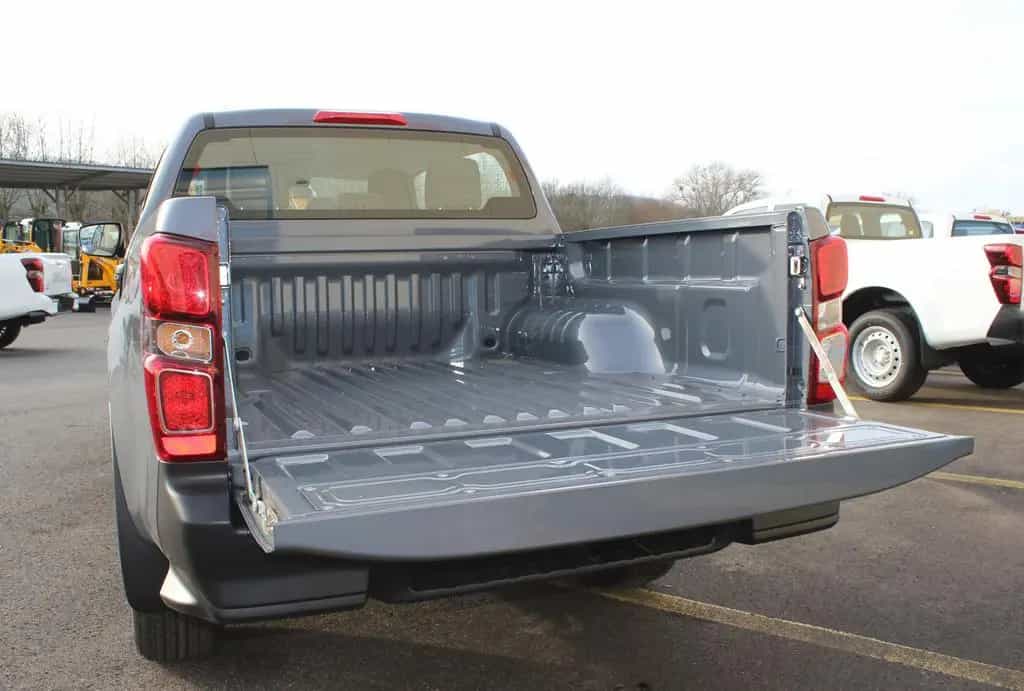 Isuzu D-Max L Double Cab Isla Gray null-photo-12