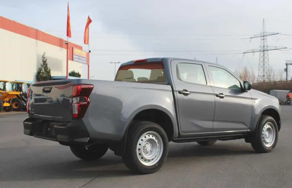 Isuzu D-Max L Double Cab Isla Gray null-photo-5