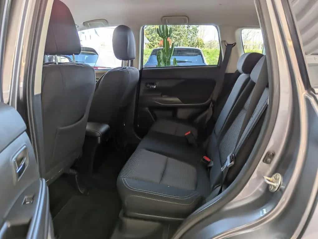 Mitsubishi Outlander 2.0 Diamant Edition+ Kamera AHK 18" 11/2019-photo-12