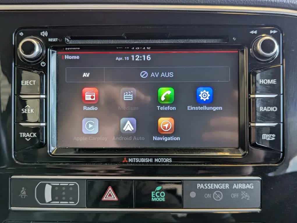 Mitsubishi Outlander 2.0 Diamant Edition+ Kamera AHK 18" 11/2019-photo-25
