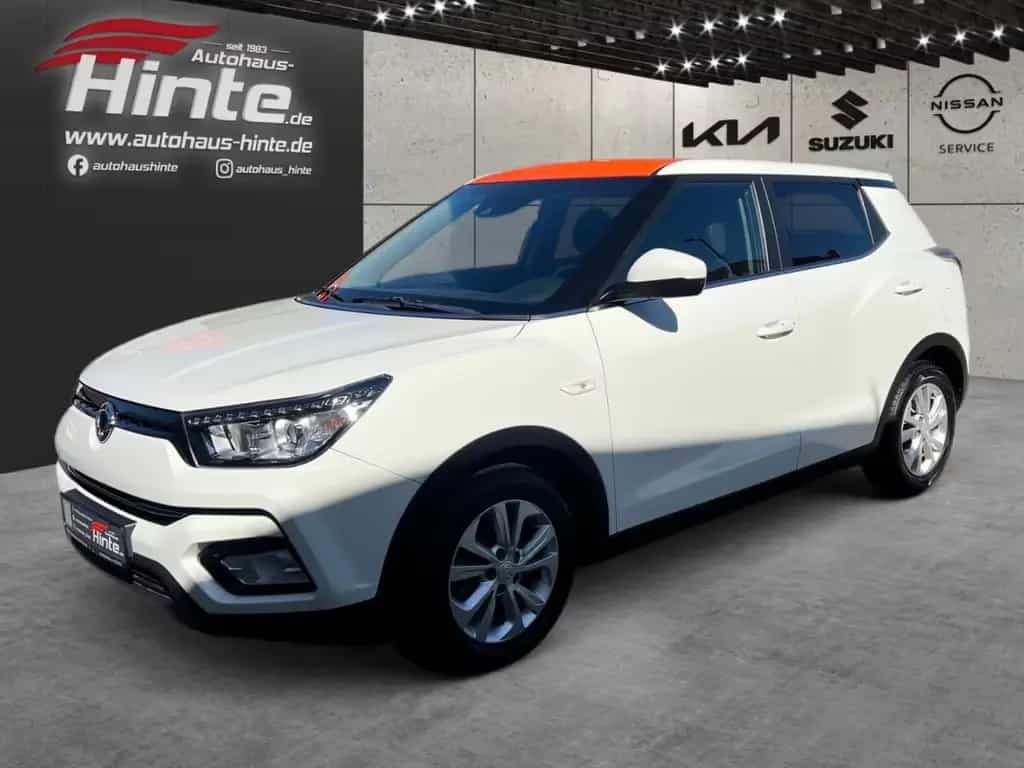 Ssangyong Tivoli 1.6 4x2 Flow NAVI SITZHZG RÜCKFAHR KLIMA 12/2019-photo-0