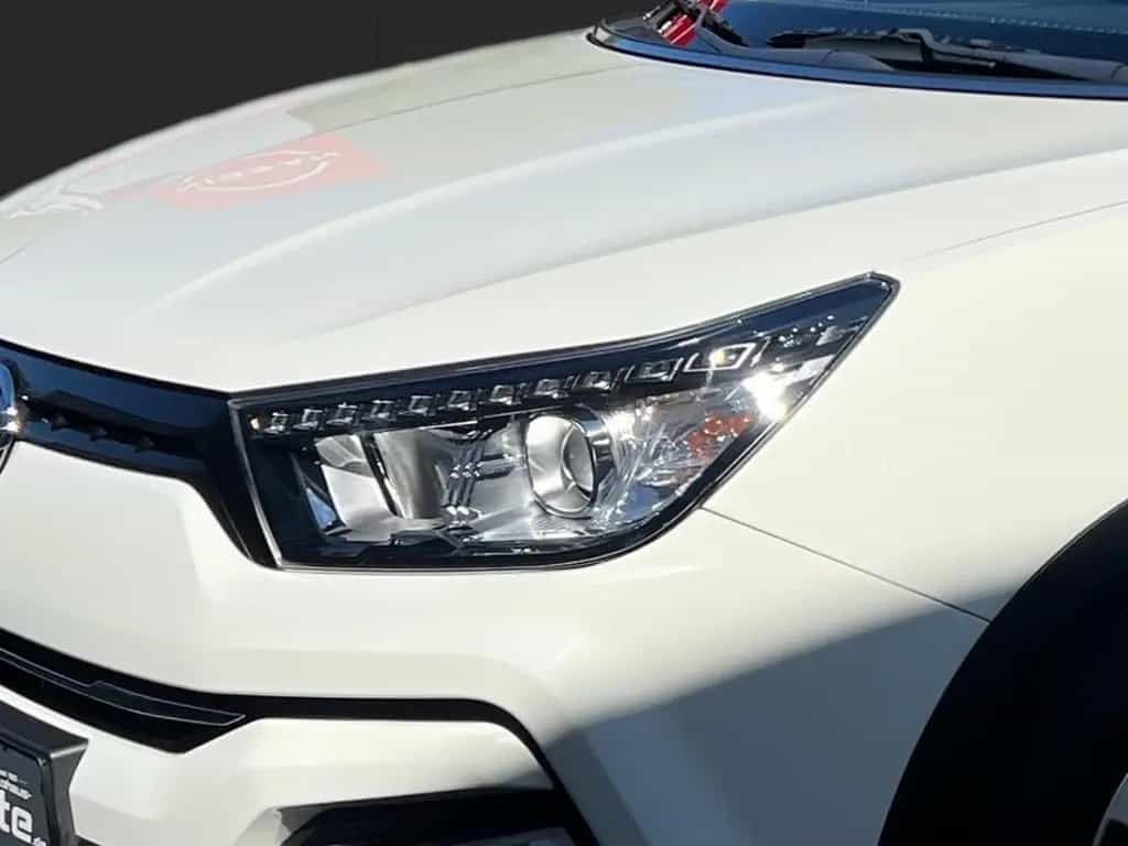 Ssangyong Tivoli 1.6 4x2 Flow NAVI SITZHZG RÜCKFAHR KLIMA 12/2019-photo-9