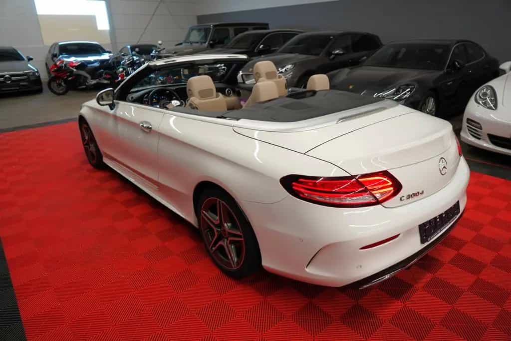 Mercedes-Benz C-Class 300d AMG 9G Cabrio 1.Hand*Acc*Navi*RFK* 01/2019-photo-13