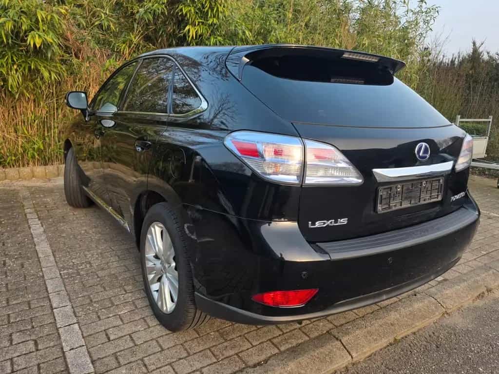 Lexus RX 450h - Right hand drive 04/2010-photo-4