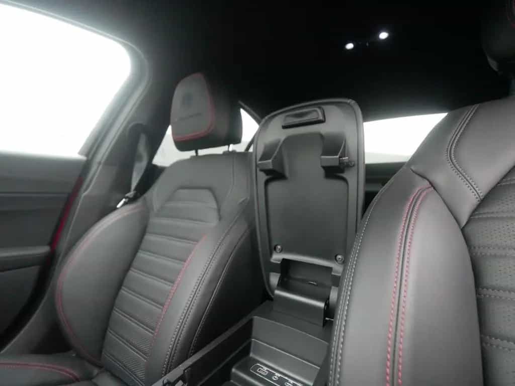 Alfa Romeo Giulia COMPETIZIONE 2.0 TURBO 16V 280 PS AT8 Q4 06/2023-photo-9