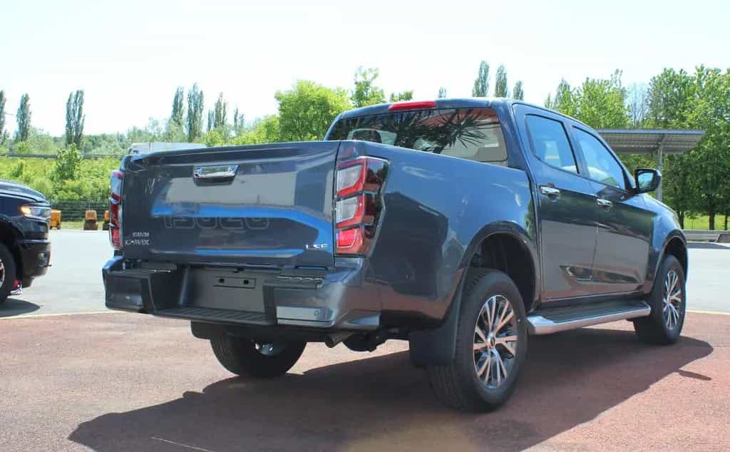 Isuzu D-Max LSE Double Cab 4WD AT MY24/LED/Kamera/Sitz null-photo-15