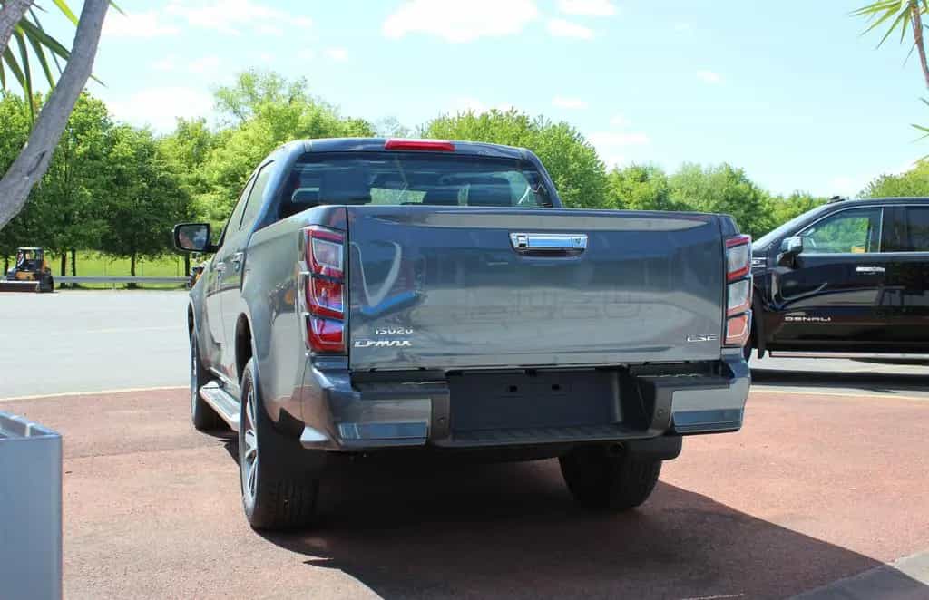 Isuzu D-Max LSE Double Cab 4WD AT MY24/LED/Kamera/Sitz null-photo-17