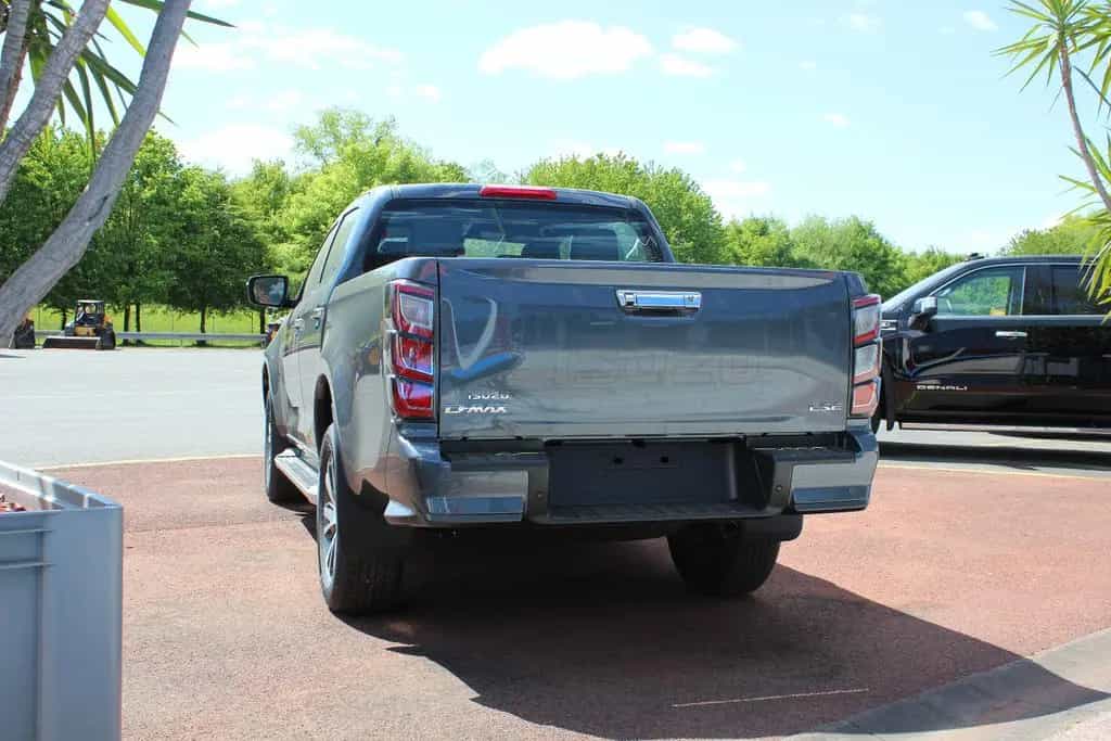 Isuzu D-Max LSE Double Cab 4WD AT MY24/LED/Kamera/Sitz null-photo-7