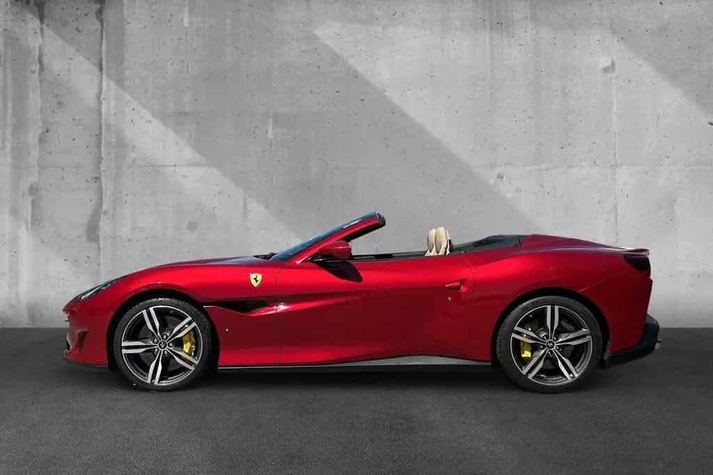 Ferrari Portofino Rosso Angelo*1.Hand 04/2019-photo-1