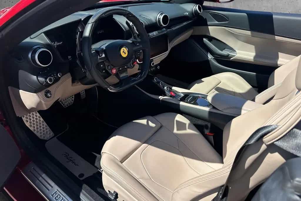 Ferrari Portofino Rosso Angelo*1.Hand 04/2019-photo-14