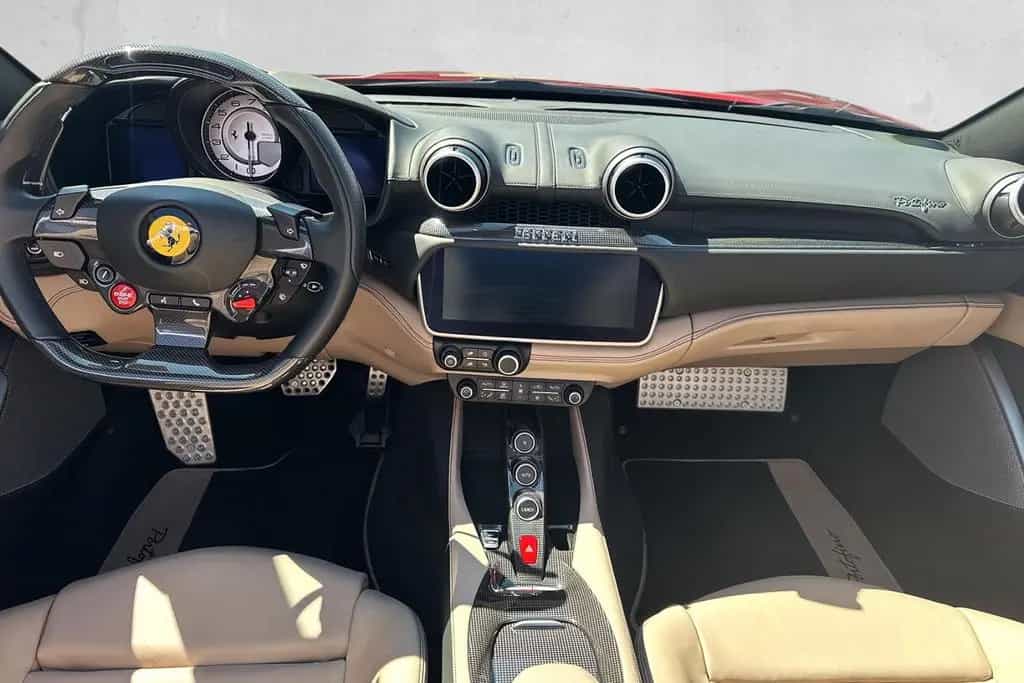 Ferrari Portofino Rosso Angelo*1.Hand 04/2019-photo-18