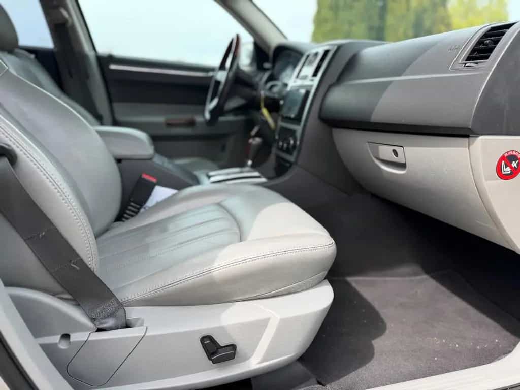 Chrysler 300C 3.0 CRD Automatik Leder Xenon Kamera 03/2009-photo-15