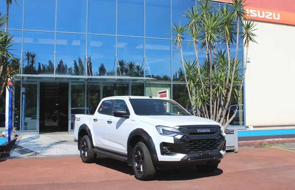 Isuzu D-Max V-Cross Double Cab 4WD Autom. MY24 Facelif null-photo-13