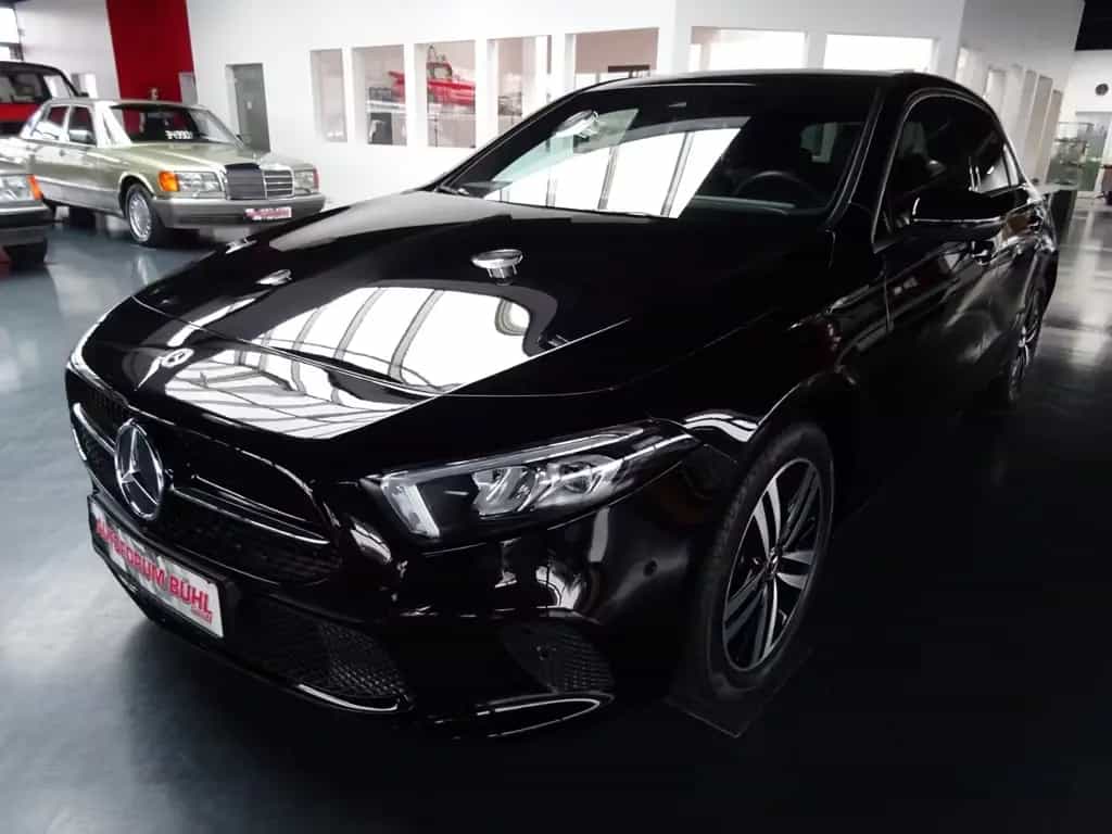 Mercedes-Benz A 200 Progressive/ Autom/ Navi/ LED/ Leder/ AHK 10/2022-photo-1