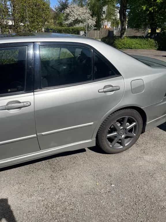 Lexus IS 200 limited Automatik limited 09/2004-photo-2