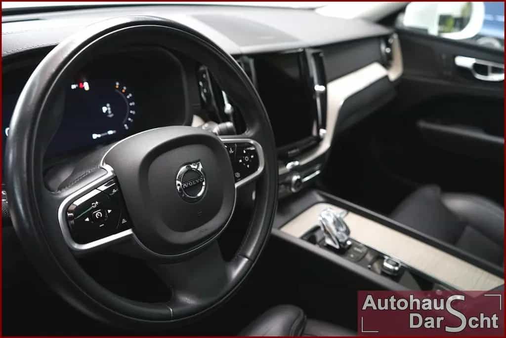 Volvo XC60 XC 60 B4 2WD Inscription 07/2021-photo-16