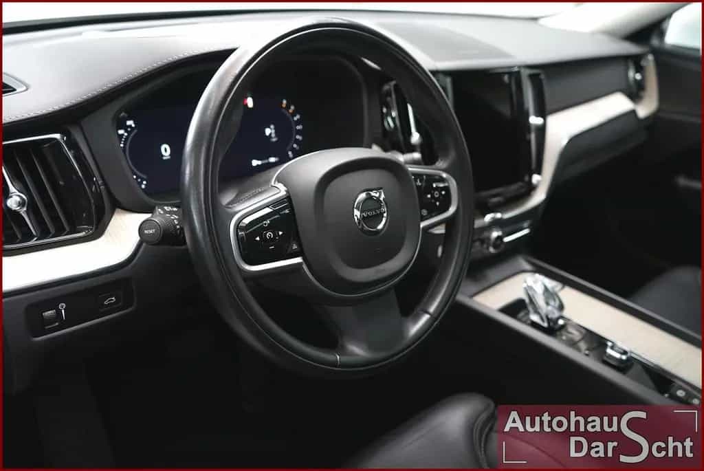 Volvo XC60 XC 60 B4 2WD Inscription 07/2021-photo-5
