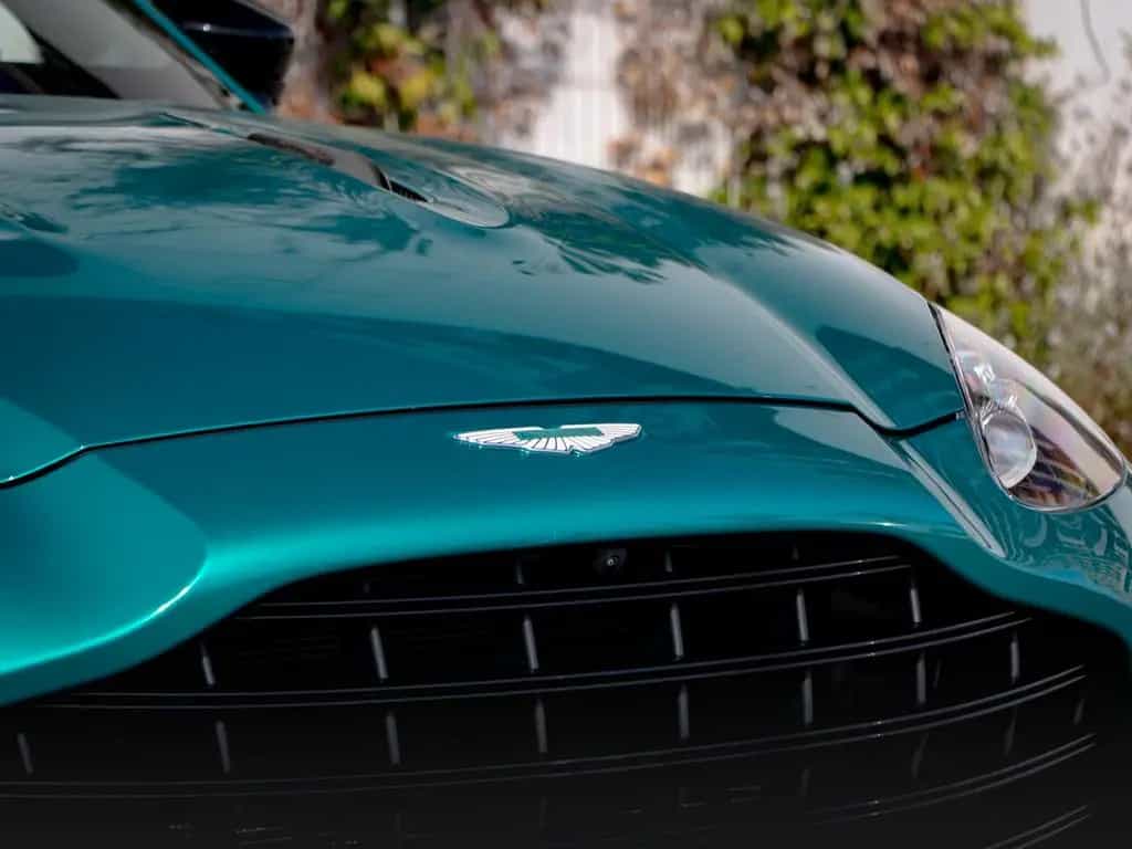 Aston Martin DBX 4.0 V8 DBX707 03/2025-photo-14