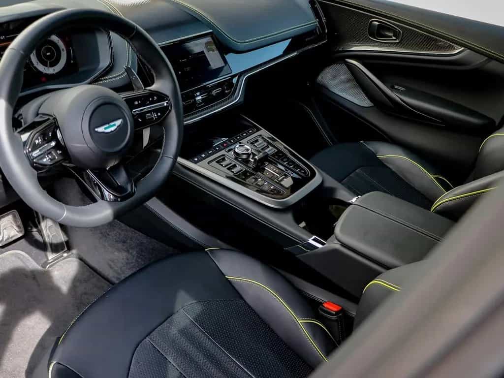 Aston Martin DBX 4.0 V8 DBX707 03/2025-photo-18