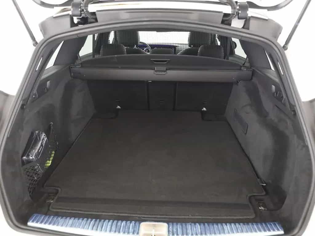Mercedes-Benz E-Class 200 T AMG Night Widescreen MBUX Pano Kamera 02/2020-photo-15