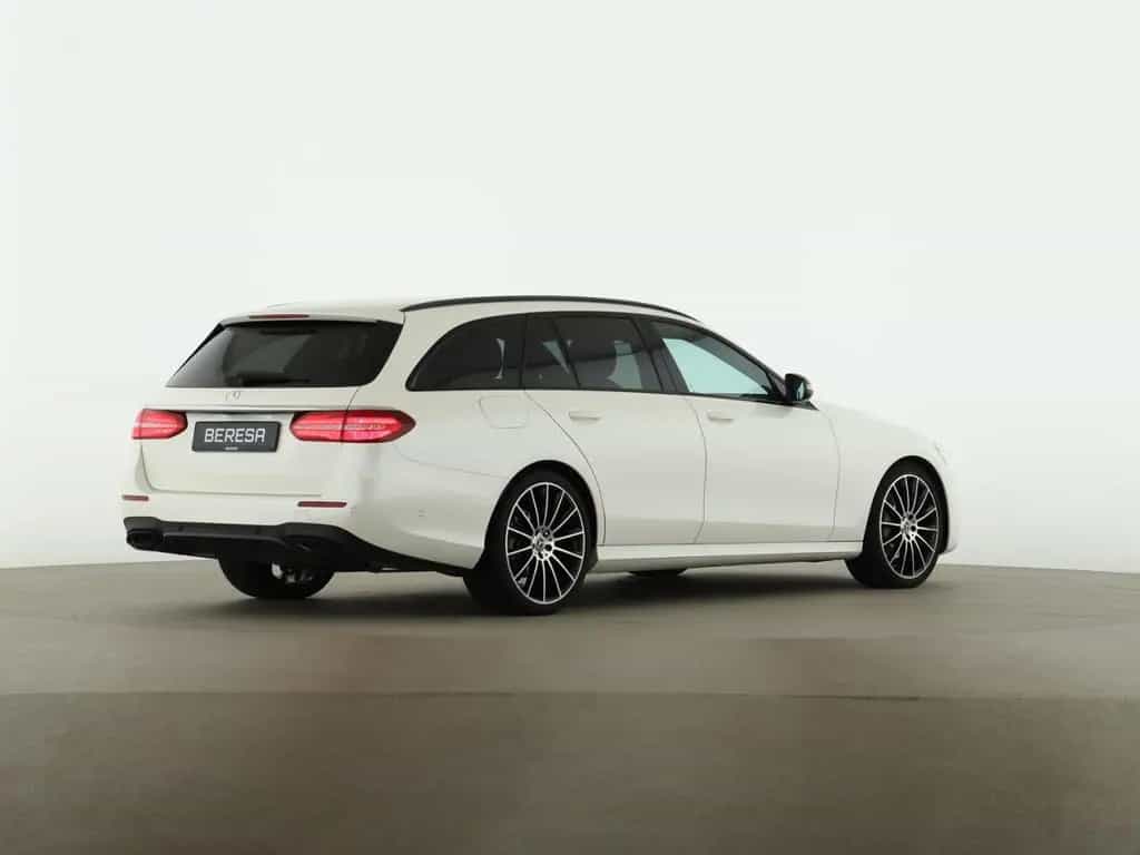 Mercedes-Benz E-Class 200 T AMG Night Widescreen MBUX Pano Kamera 02/2020-photo-6