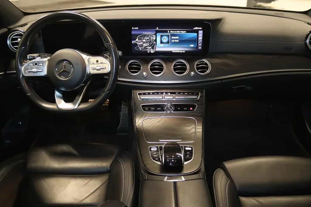 Mercedes-Benz E-Class 450 T 4M. AMG Line-MULTIBEAM-PANO-WIDE-DISTR.- 06/2019-photo-15
