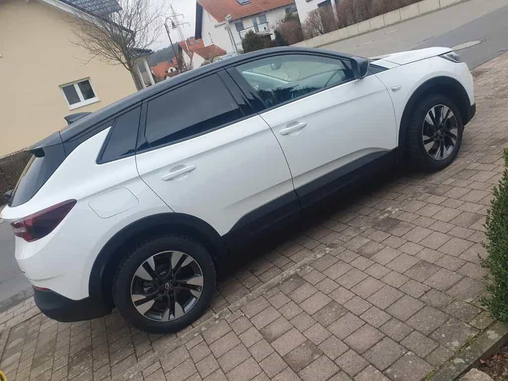 Opel Grandland (X) 1.2 Turbo 96kW Design Line Des... 06/2020-photo-1