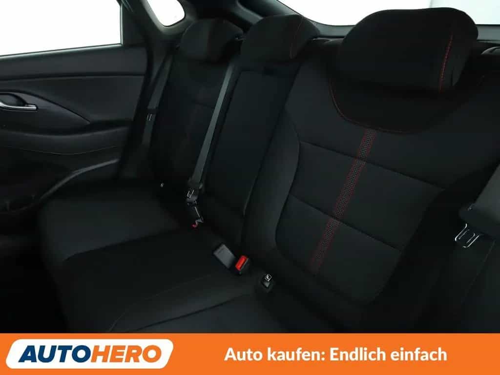 Hyundai i30 1.5 T-GDI Mild-Hybrid N Line*NAVI*LED*TEMPO* 01/2023-photo-13