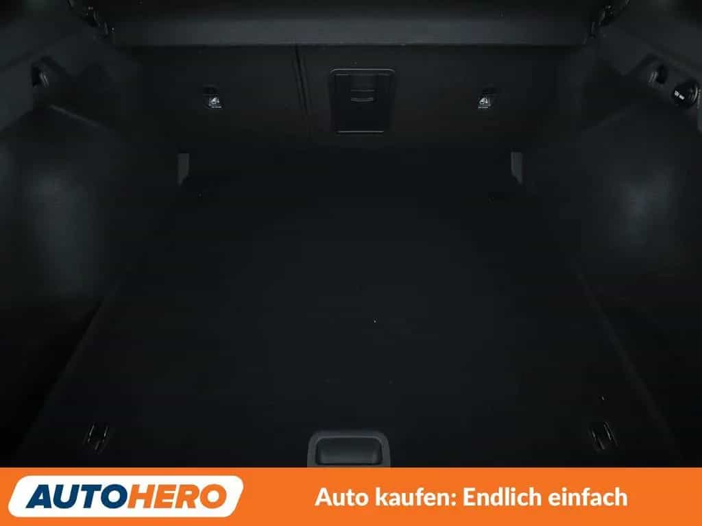 Hyundai i30 1.5 T-GDI Mild-Hybrid N Line*NAVI*LED*TEMPO* 01/2023-photo-17