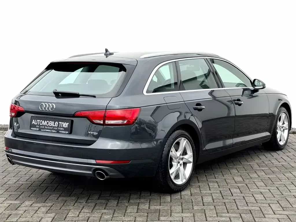 Audi A4 Avant sport 2.0 TFSI /NAVI/LED/AHK/GARANTIE/ 12/2018-photo-4
