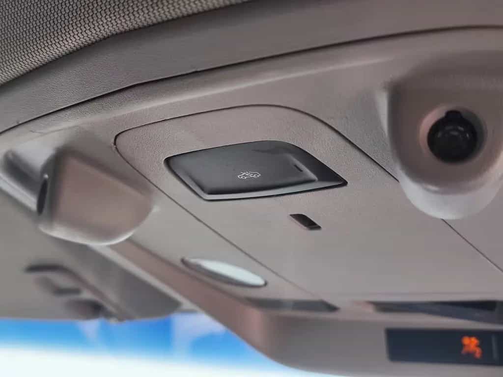 Cadillac ATS Premium|HUD|ACC|LEDER|KAMERA|SPUR|NAVI|HU-AU 10/2015-photo-25