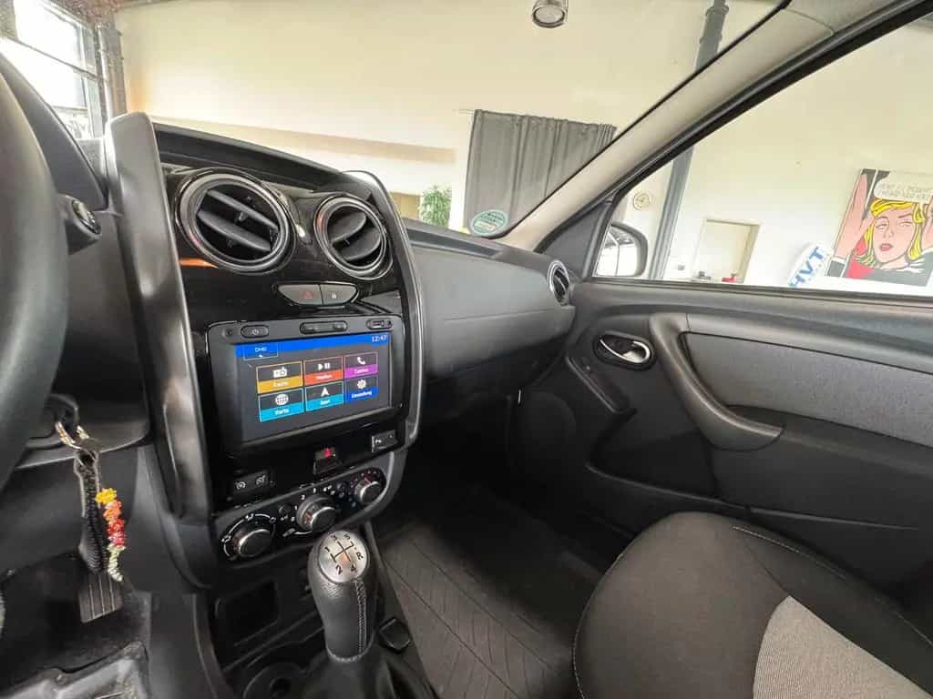 Dacia Duster I Black Shadow 4x2 01/2018-photo-11