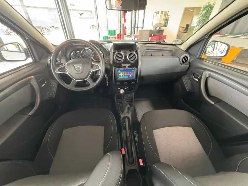 Dacia Duster I Black Shadow 4x2 01/2018-photo-8