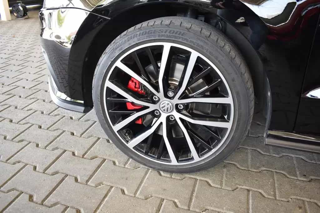 Volkswagen Polo 1.8 TSI GTI Sitzheizung PDC 03/2017-photo-1